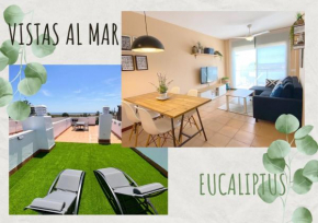 Vistas al mar playa Eucaliptus, con solarium privado